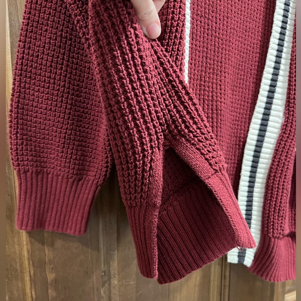 Universal Thread Burgundy Cable Knit Cardigan Swe… - image 7